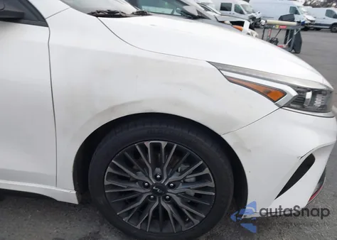 2022 Kia Forte Gt-Line z USA, uszkodzony, nr VIN 3KPF54AD3NE487214